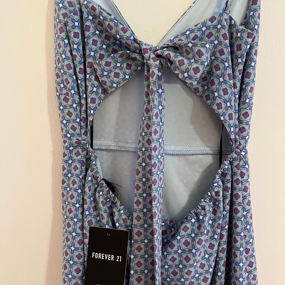 summer dress - Picture 3 of 3